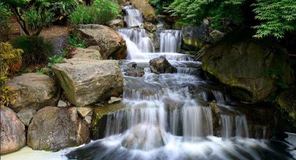 wateroverrocks700